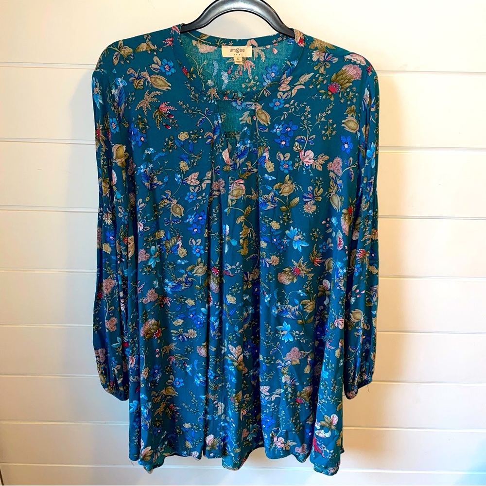 Umgee Womens size M Tunic Dress Blue Floral Mini Keyhole Front Long Sleeve